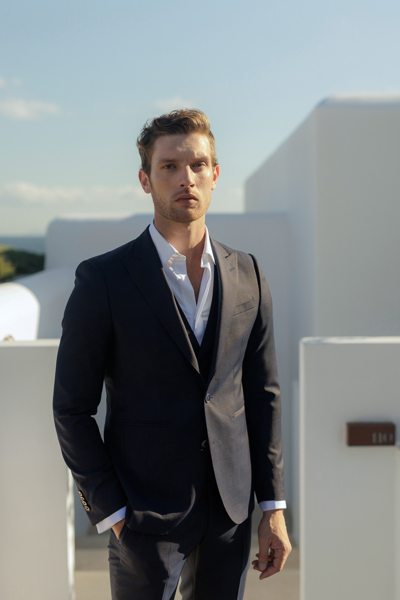 Stylish-Groom-Mykonos